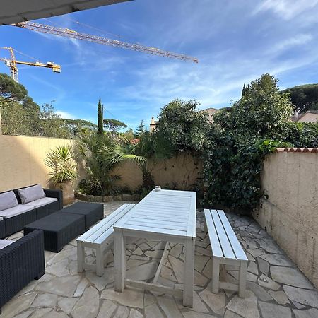 Superbe Emplacement , Terrasse Et Parking! 쎙뜨호뻬 외부 사진