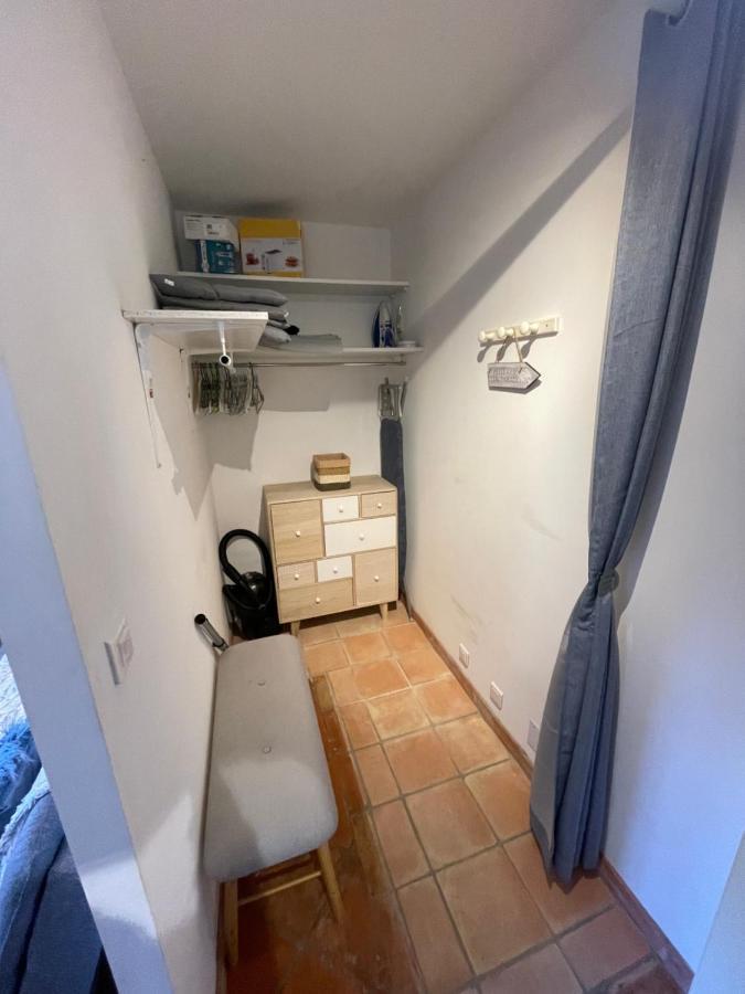 Superbe Emplacement , Terrasse Et Parking! 쎙뜨호뻬 외부 사진